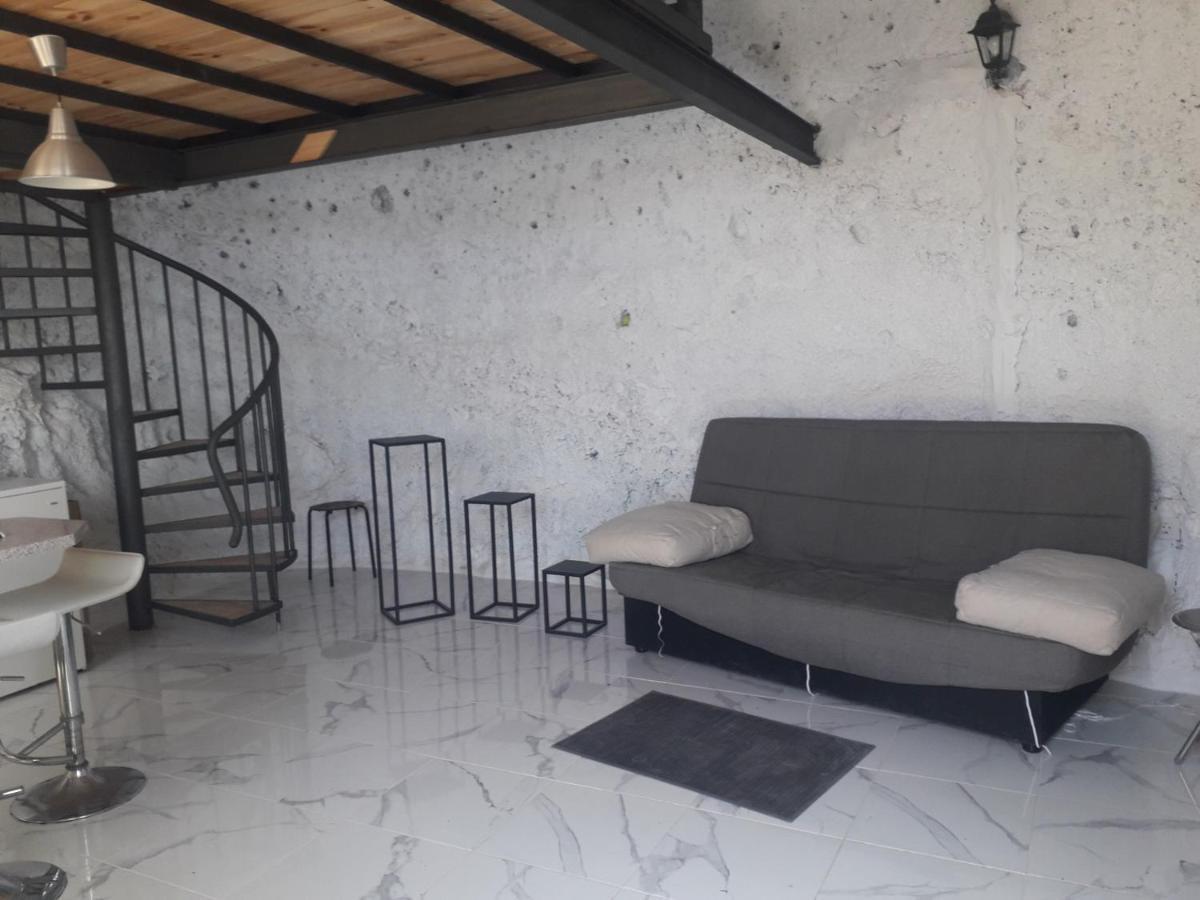 Вилла Cueva Rural " Old London " With Jacuzzi And Swimming Pool Санта-Крус-де-Тенерифе Экстерьер фото
